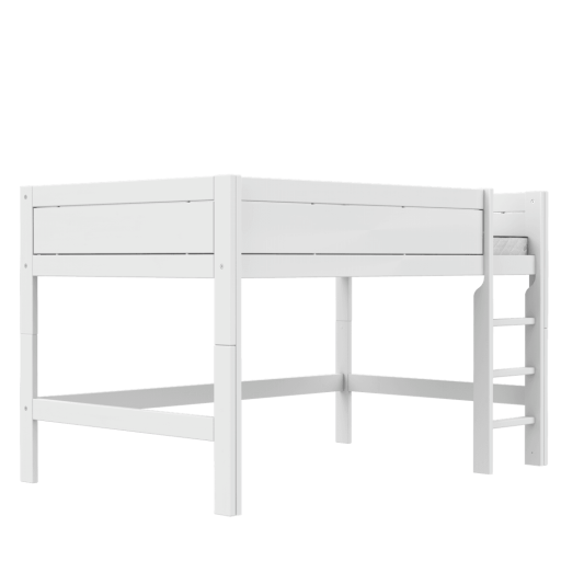 Halbhohes Kinderbett 120cm breit mit Treppe von LIFETIME - weiß lackiert